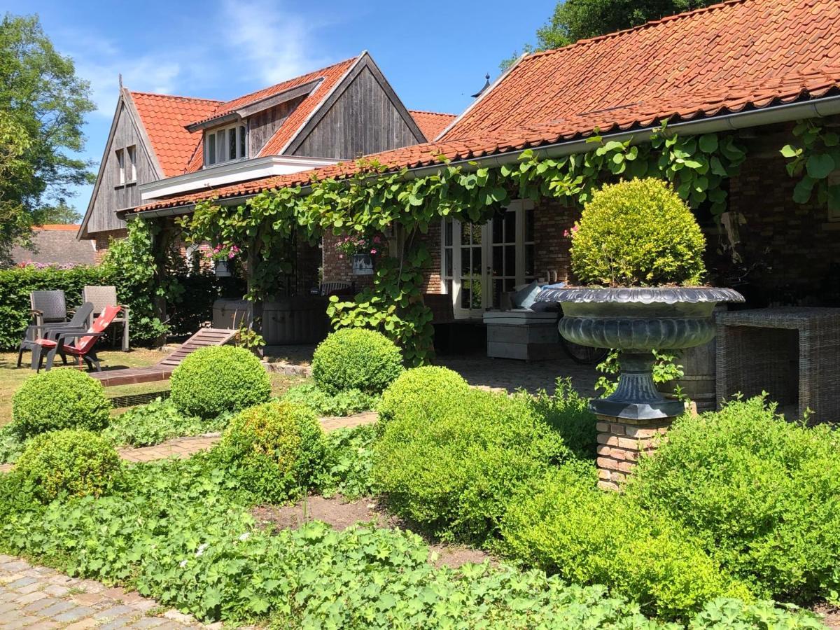 Bed and Breakfast Sloapmuts Oud-Ootmarsum Екстер'єр фото